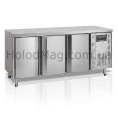 Стол морозильнsй Tefcold SK6310BT трехдверный